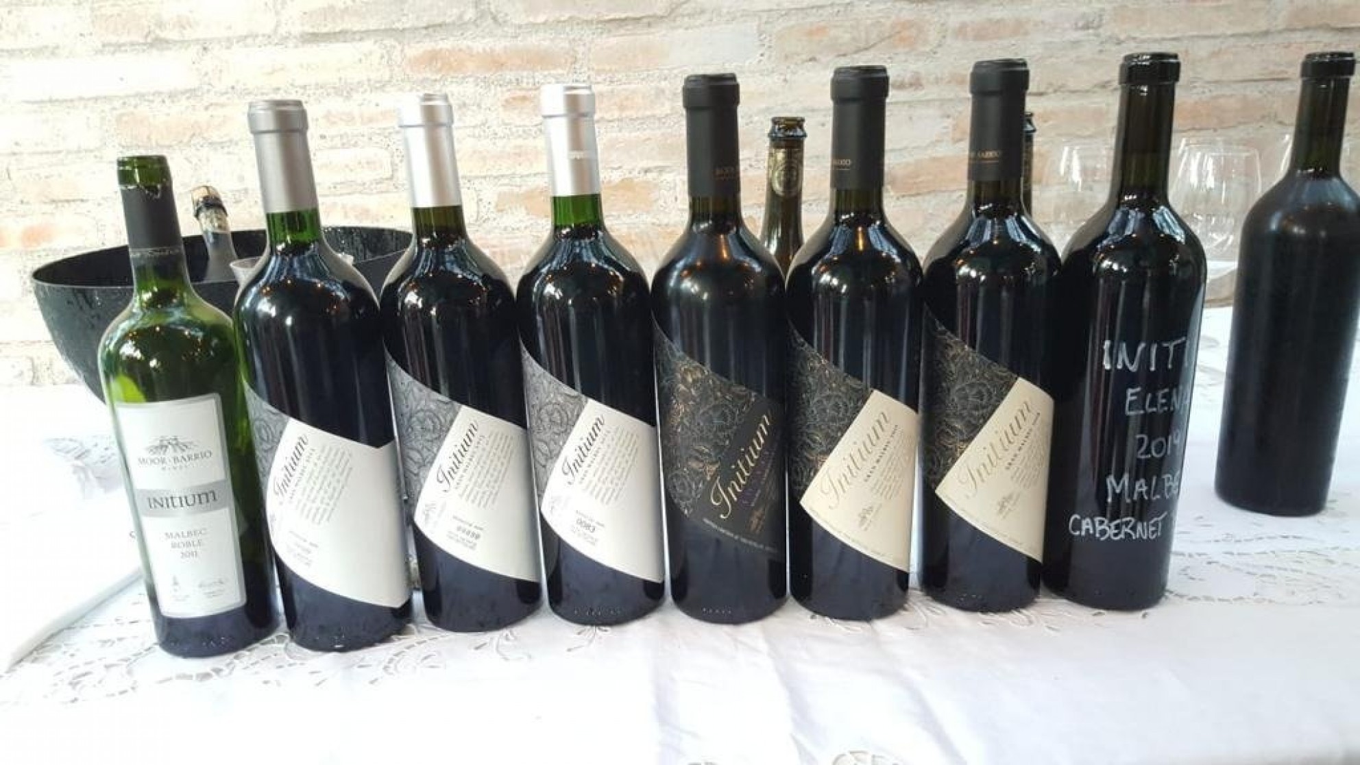Diez años de Moor Barrio Wines, ocho añadas para celebrar